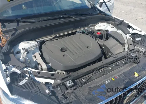 2022 Volvo Xc60 B5 Inscription from USA, damaged, VIN YV4L12RL3N1946756